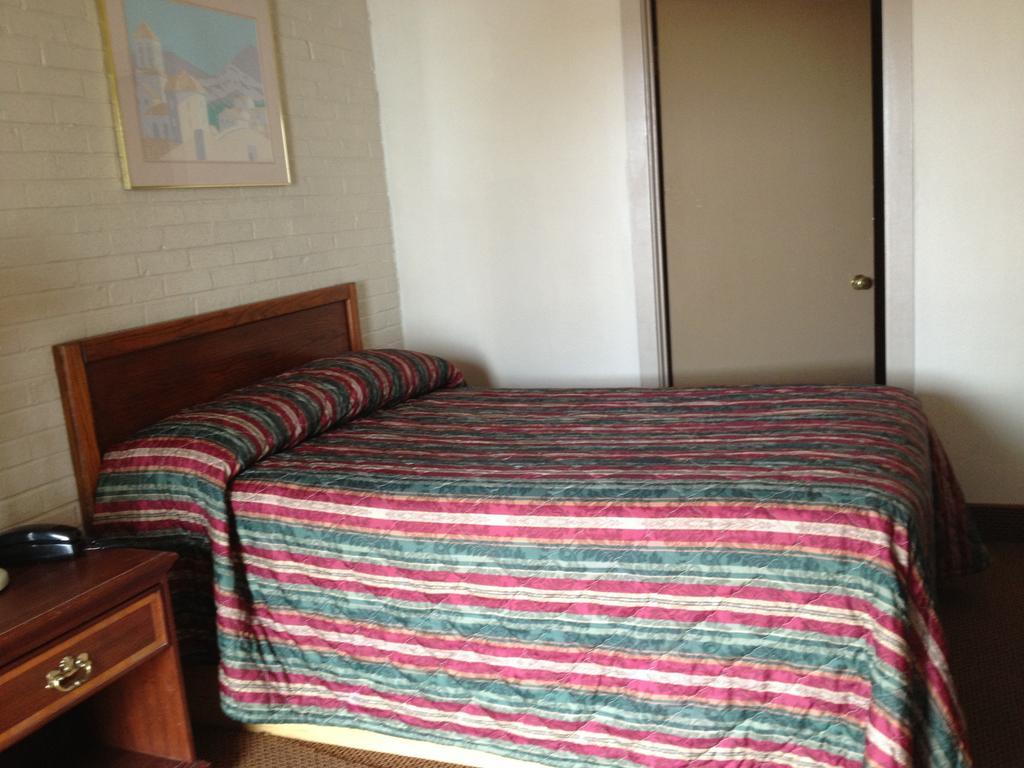 College Inn Motel Arkadelphia Room photo